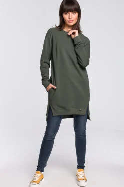 Bluza - tunika z rozcięciami po bokach i ściągaczem na dole - militarno-zielona