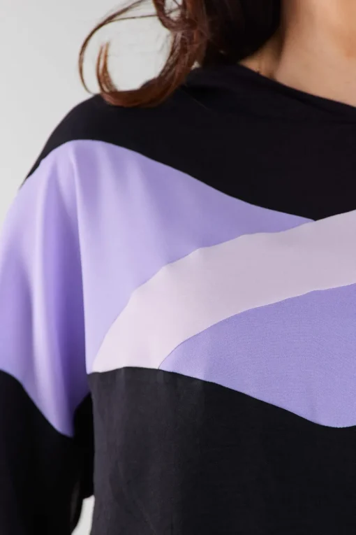 Bluza damska z kapturem - czarno-fioletowa