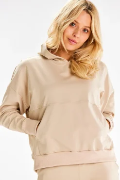 Bluza dresowa z kieszenią kangurek - beżowa
