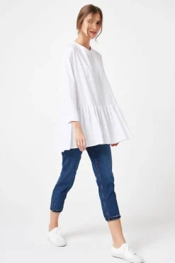 Bluza oversize zapinana z tyłu - biała
