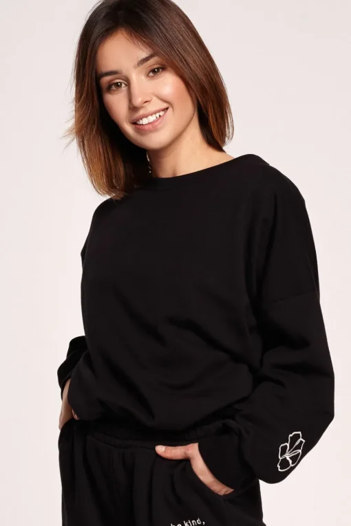 Bluza z dekoltem na plecach - czarna