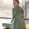 Bluza z kapturem bez zapięcia - miętowa