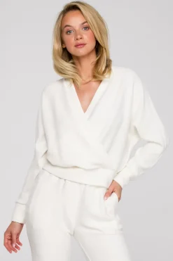 Bluza z kopertowym dekoltem - kremowa