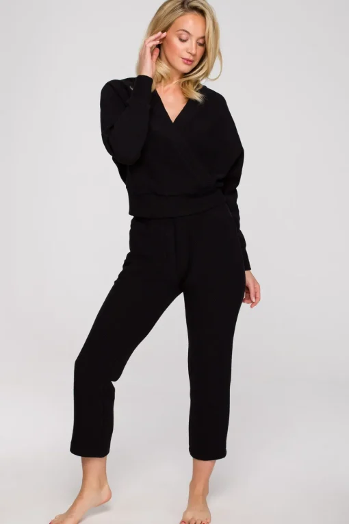 Bluza z kopertowym dekoltem - czarna