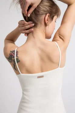 Body na cienkich ramiączkach - ecru