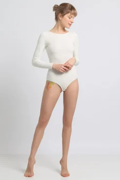 Body prążkowane z długimi rękawami - białe