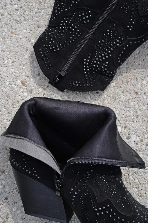 Buty do kostek z kamieniami Adaeze - czarne