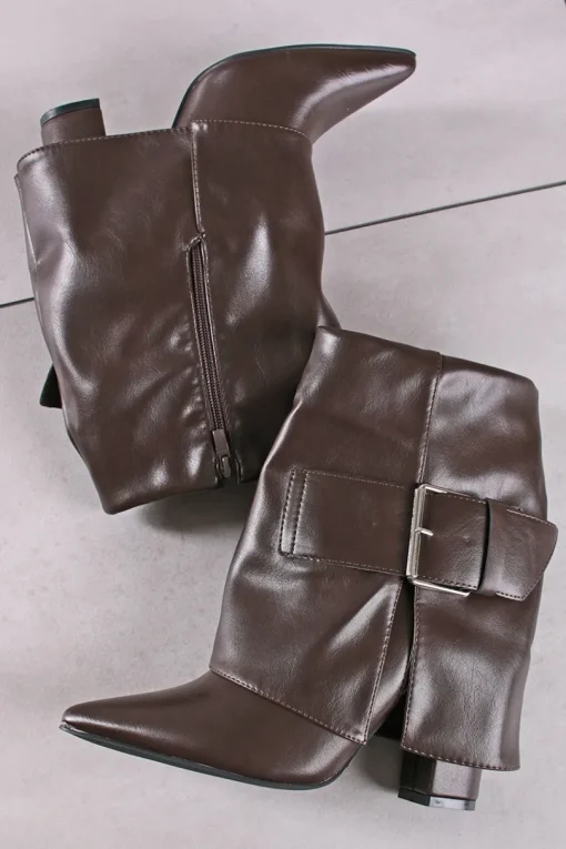 Buty do kostek z ozdobną klamrą Dorottea - brązowe