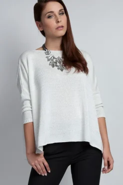 Ciepły sweter damski typu oversize - ecru