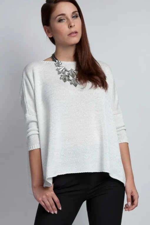 Ciepły sweter damski typu oversize - ecru