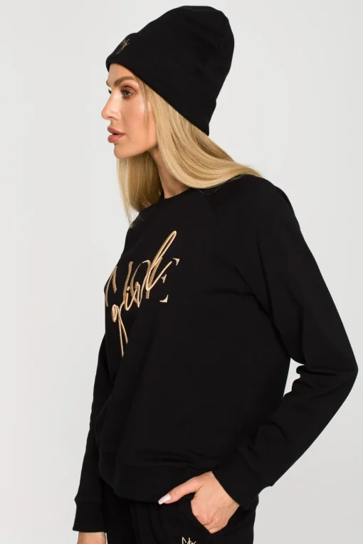 Czapka beanie z haftem - czarna