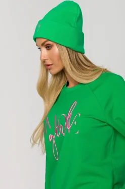 Czapka beanie z haftem - soczysto-zielona