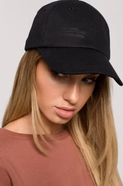 Czapka unisex z daszkiem i nadrukiem - czarna