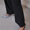 Czółenka slingback na cienkim obcasie Amanda - czarno-białe