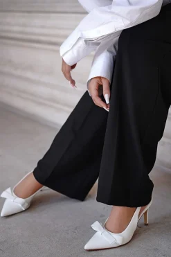 Czółenka slingback na cienkim obcasie Eve - białe