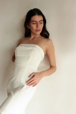 Dopasowana sukienka gorsetowa mini - ecru