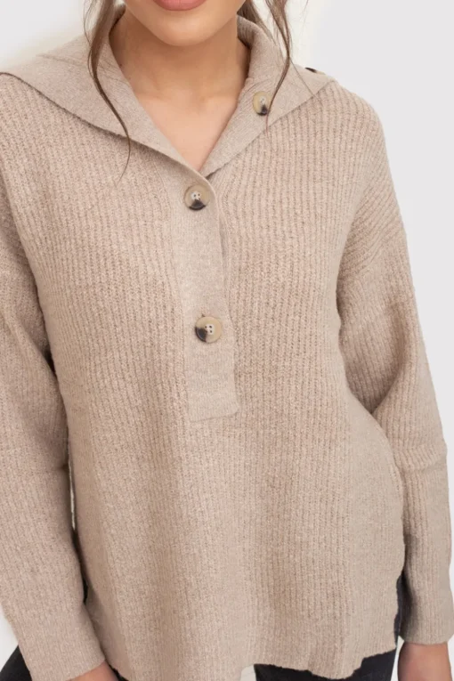 Dzianinowy sweter z ozdobnym kołnierzem - beżowy