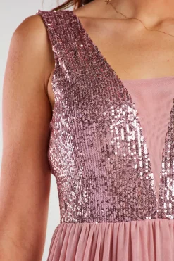 Elegancka sukienka maxi z rozcięciem - różowa