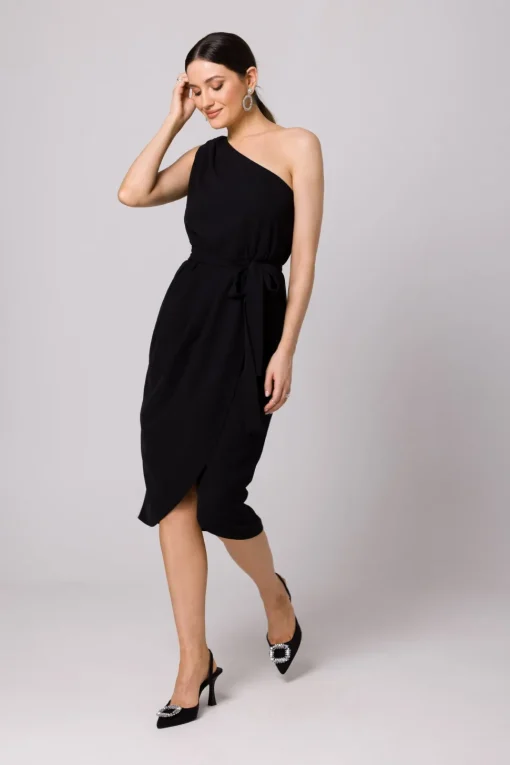 Elegancka sukienka na jedno ramię - czarna