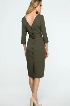 Gładka sukienka ołówkowa z paskiem - khaki OUTLET
