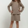 Krótka bluza dresowa dla dziewczynki - cappuccino