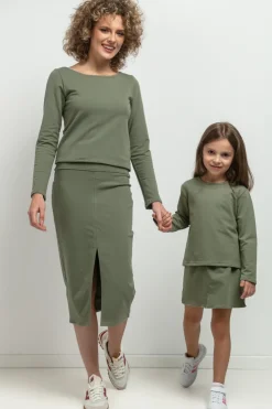 Krótka bluza dresowa dla dziewczynki - zielona