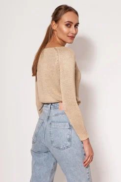 Krótki sweter z dekoltem w łódkę - beżowy