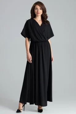 Lekko rozkloszowana sukienka kimono - czarna