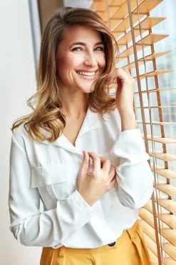 Luźna bluzka koszulowa - ecru