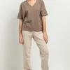 Luźny t-shirt z dekoltem V - cappuccino