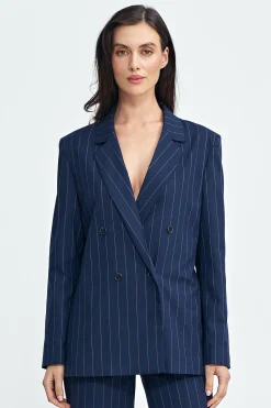 Marynarka oversize zapinana na guziki – granatowa