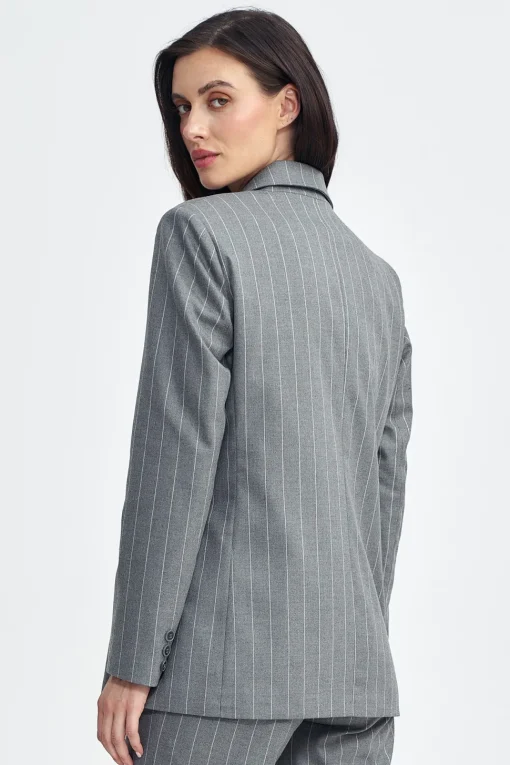 Marynarka oversize zapinana na guziki – szara