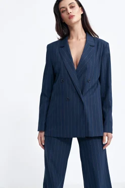 Marynarka oversize zapinana na guziki – granatowa
