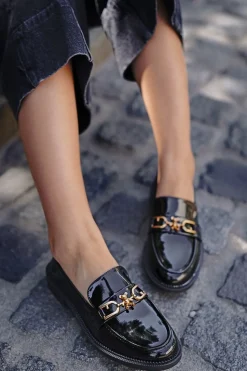 Mokasyny slingback z ozdobą Xanthe - czarne