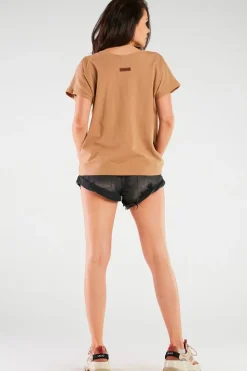 Obszerny t-shirt z dekoltem V - beżowy