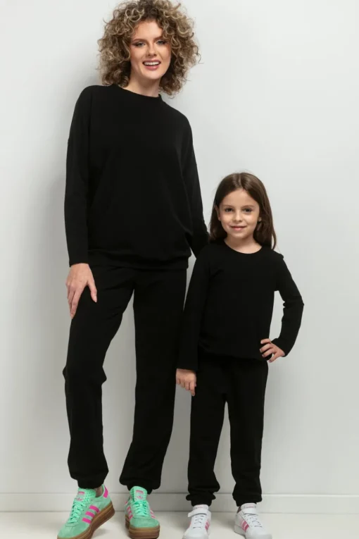 Prosta bluza ze stójką dla dziewczynki - czarna