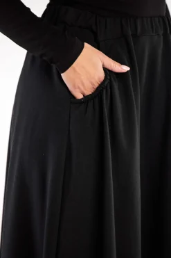 Spódnica maxi z gumą w talii - czarna