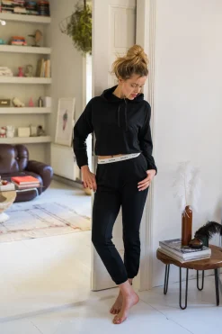Spodnie typu joggers z logowaną gumą - czarne