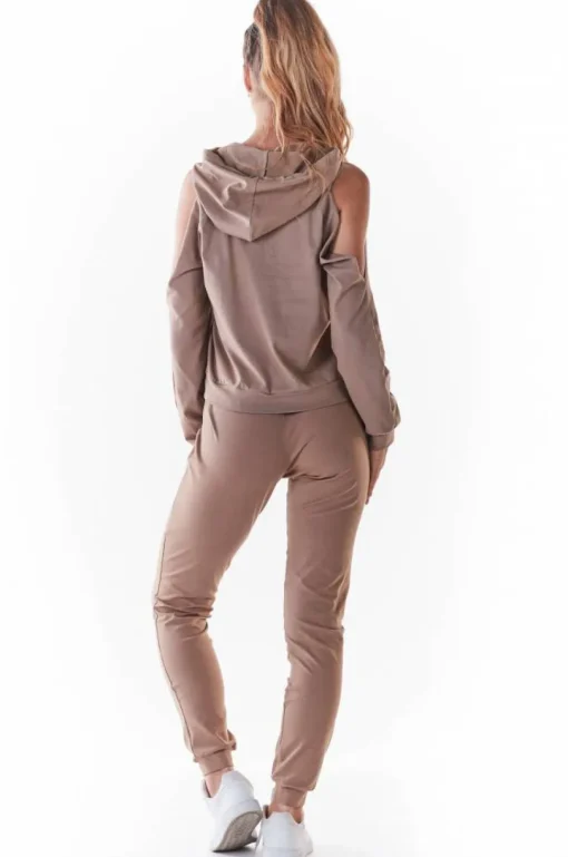 Stylowa bluza z wycięciami na ramionach - beżowa