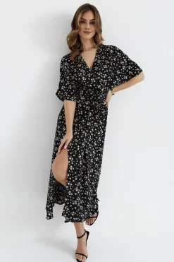 Sukienka maxi wiązana w pasie - model 8