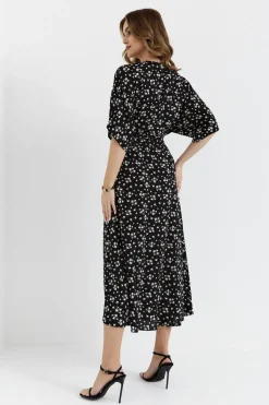 Sukienka maxi wiązana w pasie - model 8