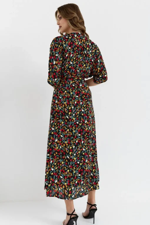 Sukienka maxi wiązana w pasie - model 6