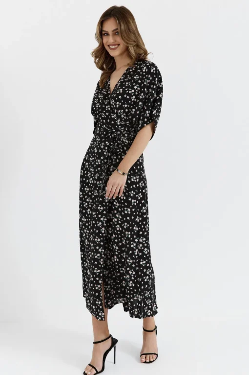 Sukienka maxi wiązana w pasie - model 8