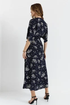 Sukienka maxi wiązana w pasie - model 4