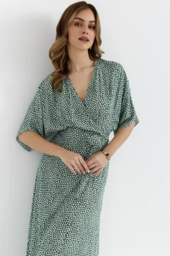Sukienka maxi wiązana w pasie - model 1