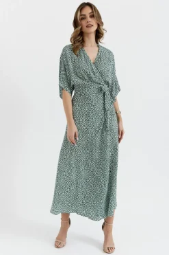 Sukienka maxi wiązana w pasie - model 1