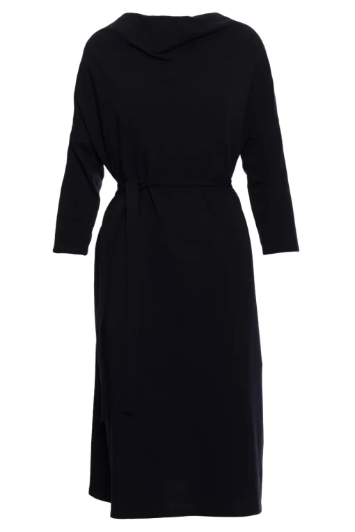 Sukienka oversize z paskiem w talii - czarna
