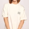 Sukienka t-shirtowa midi - śmietankowa
