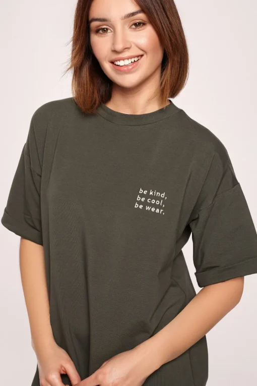Sukienka t-shirtowa midi - militarno-zielona