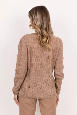 Sweter ażurowy w warkocze – mocca